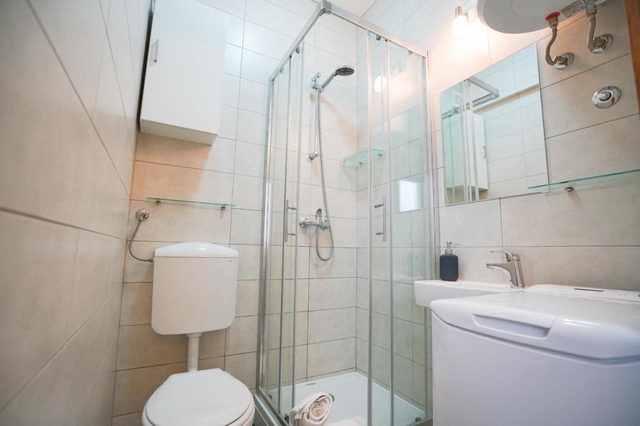 Apartament Nicol *